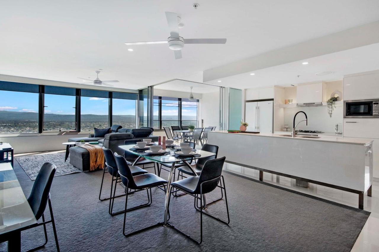 Q Tower At Surfers Paradise - Self Contained Apartments 黄金海岸 外观 照片