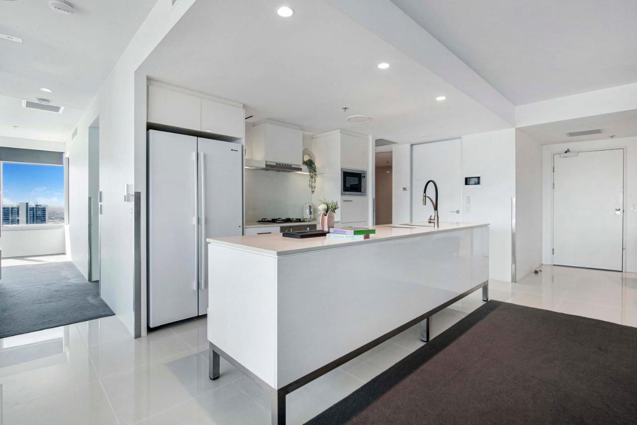 Q Tower At Surfers Paradise - Self Contained Apartments 黄金海岸 外观 照片