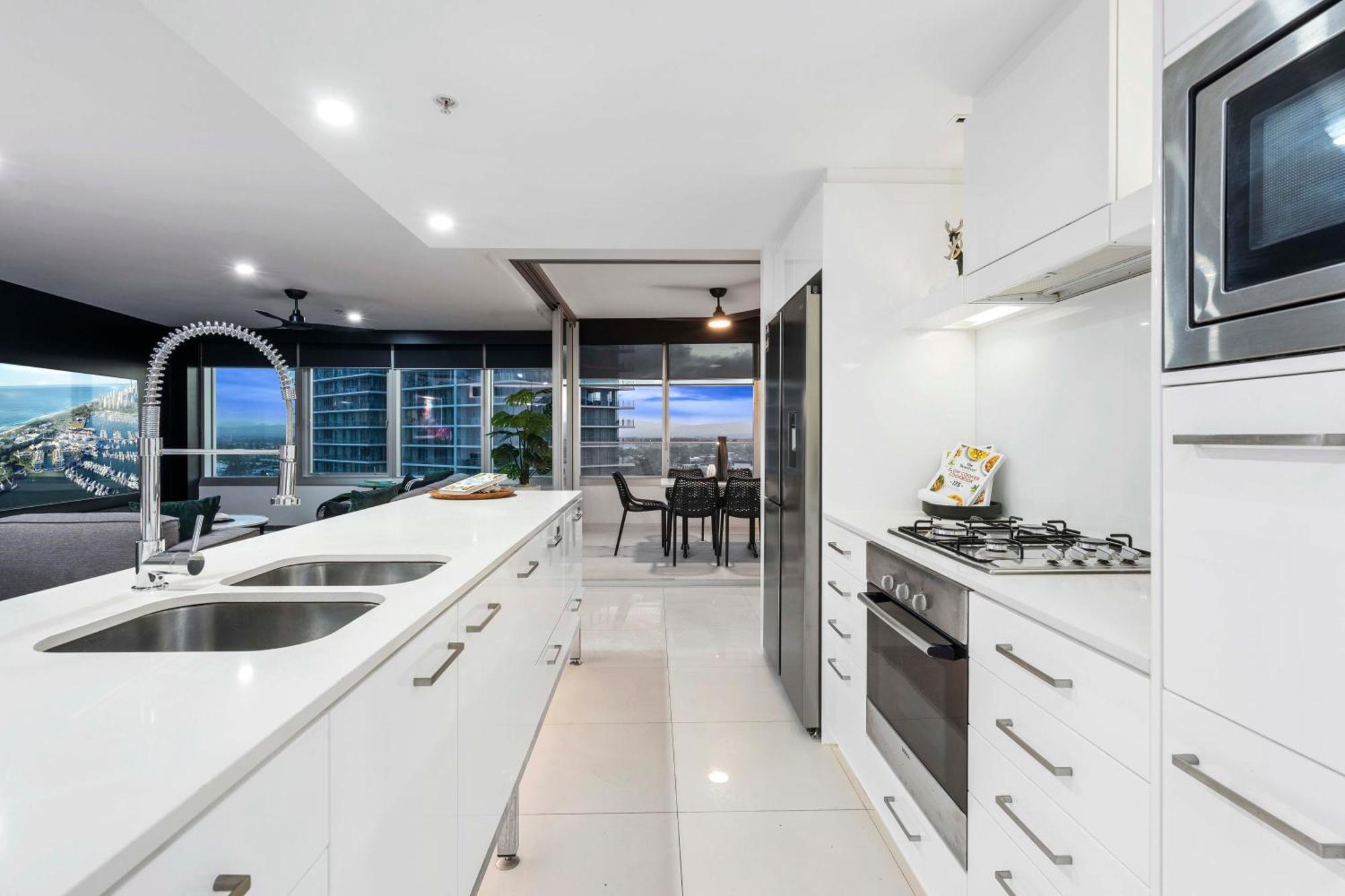 Q Tower At Surfers Paradise - Self Contained Apartments 黄金海岸 外观 照片