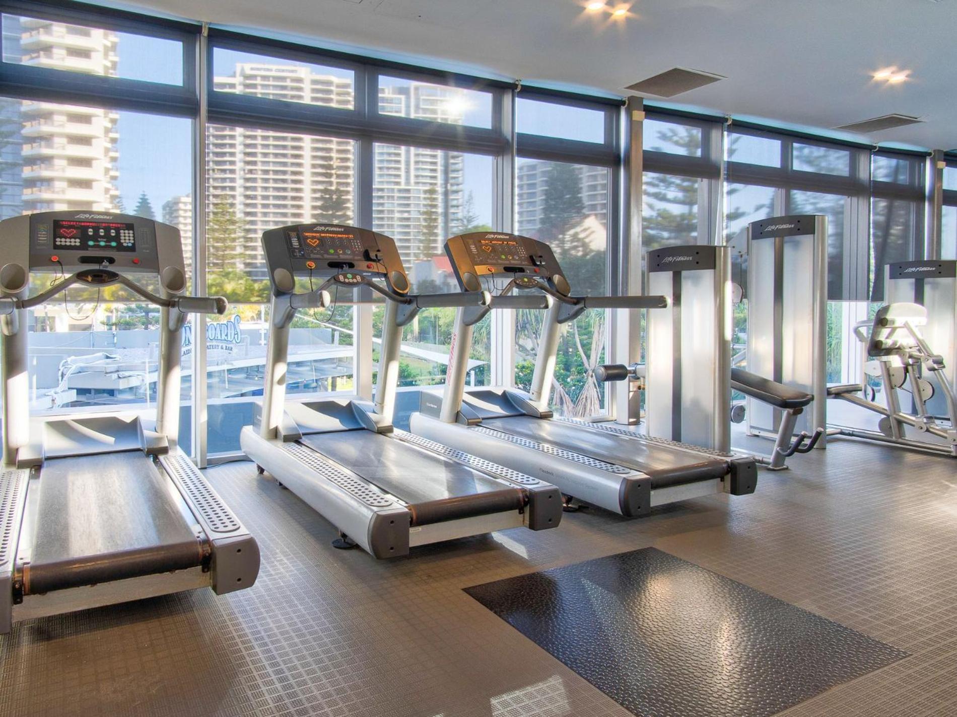 Q Tower At Surfers Paradise - Self Contained Apartments 黄金海岸 外观 照片