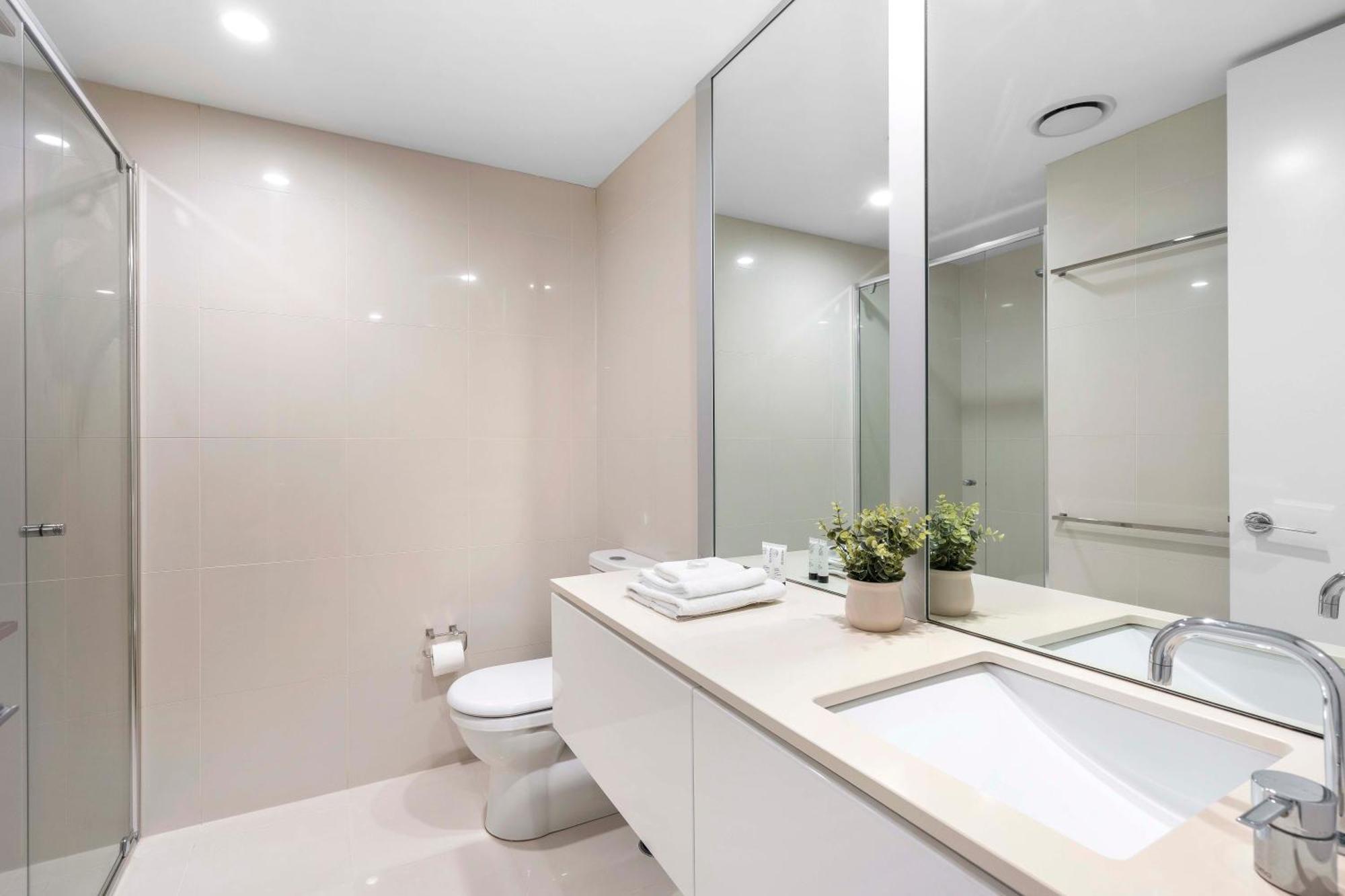 Q Tower At Surfers Paradise - Self Contained Apartments 黄金海岸 外观 照片
