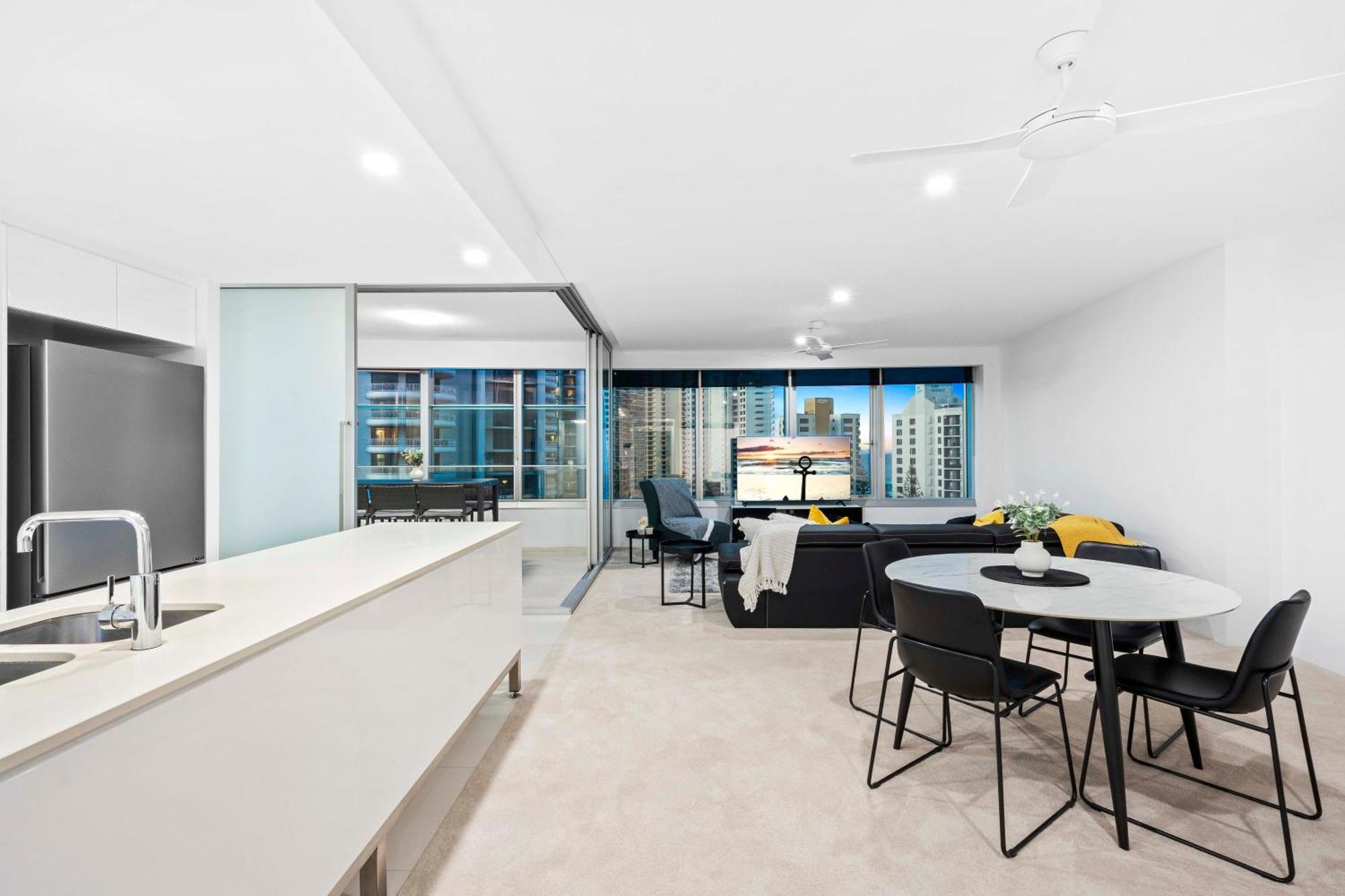 Q Tower At Surfers Paradise - Self Contained Apartments 黄金海岸 外观 照片