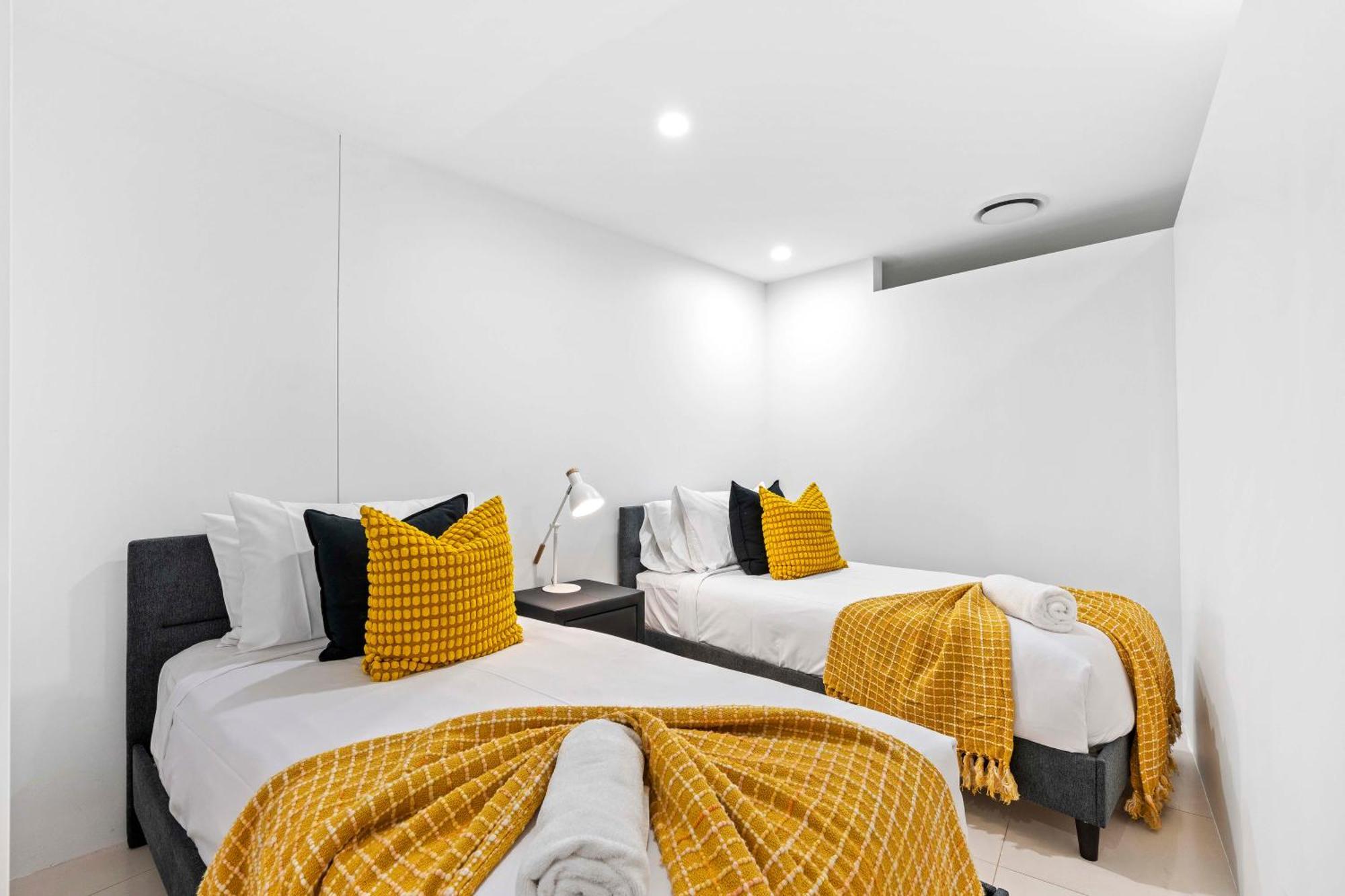Q Tower At Surfers Paradise - Self Contained Apartments 黄金海岸 外观 照片